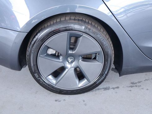 Used 2021 Tesla Model 3 Long Range AWD/4WD image 5