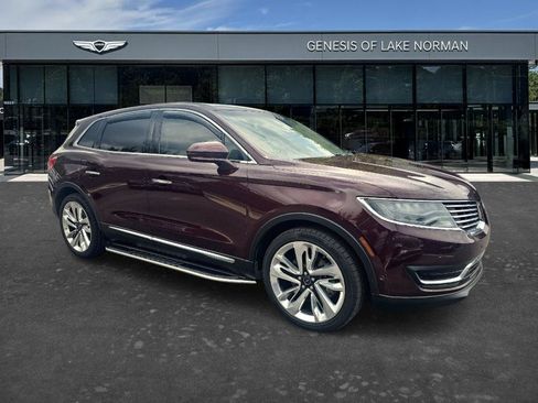 Used 2017 Lincoln MKX Black Label w/ Driver Assistance Package FWD image 3