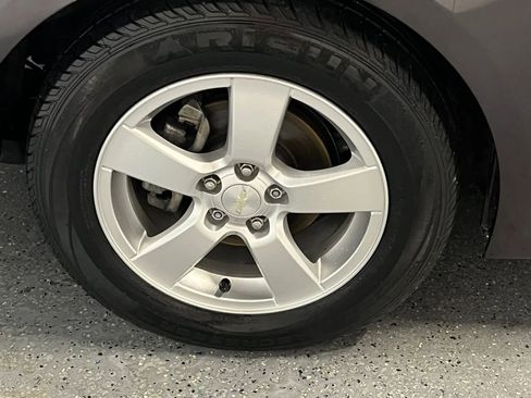 Used 2016 Chevrolet Cruze LT FWD image 23