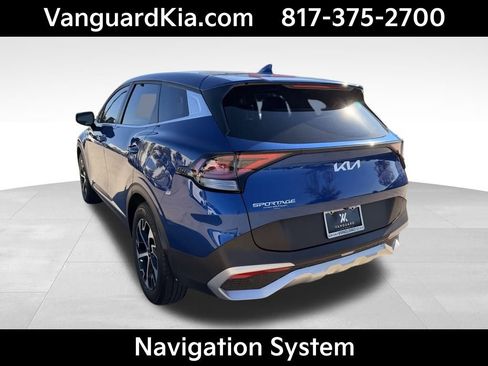 Certified 2024 Kia Sportage EX image 3