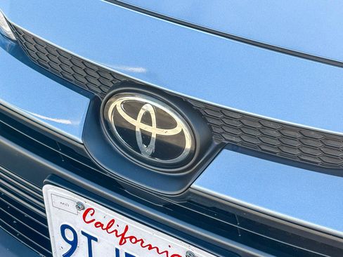 Certified 2025 Toyota Corolla LE FWD image 10