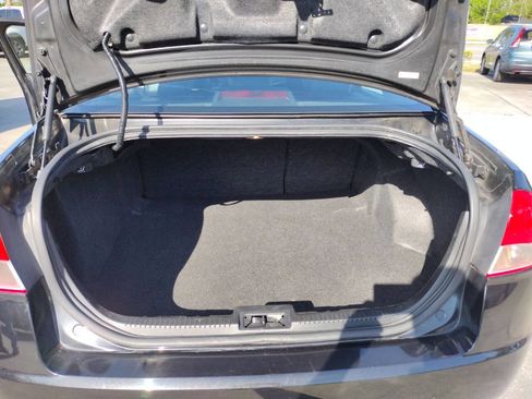 Used 2011 Mercury Milan Premier image 17