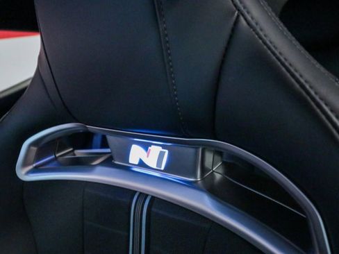 Used 2021 Hyundai Veloster N image 18