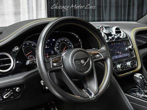 Used 2017 Bentley Bentayga image 9