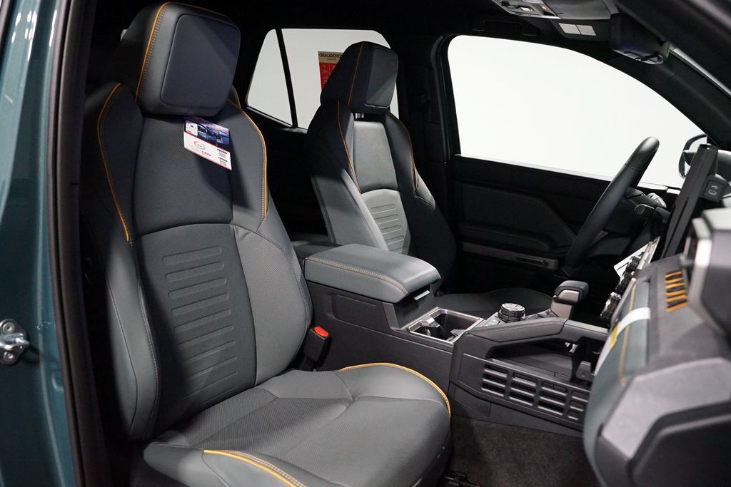 New 2026 Toyota 4Runner Trailhunter AWD/4WD image 32