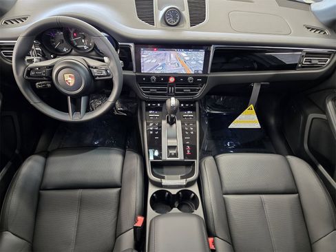 New 2025 Porsche Macan image 13