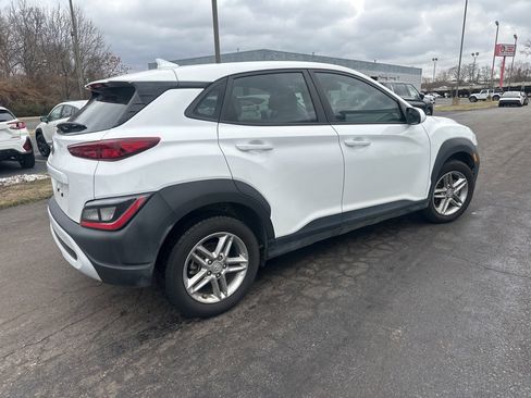 Used 2022 Hyundai Kona SE image 5