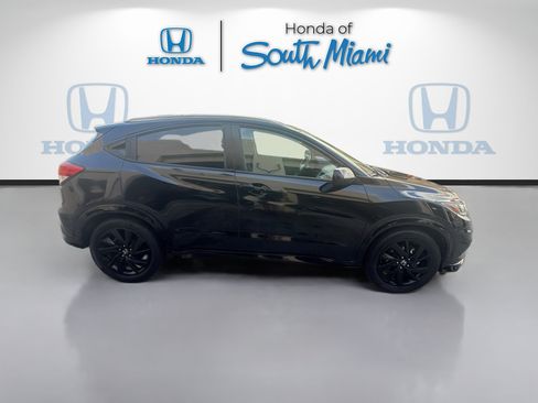 Used 2021 Honda HR-V Sport image 8