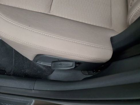Used 2020 Hyundai Tucson Value FWD image 14