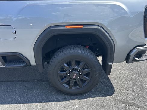 New 2026 GMC Sierra 2500 AT4 w/ Technology Package AWD/4WD image 7