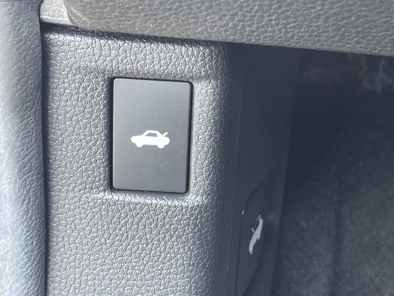 Used 2024 Honda Accord EX image 27