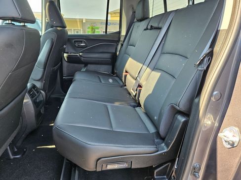 Used 2023 Honda Ridgeline RTL-E image 30