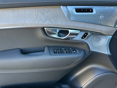 New 2026 Volvo XC90 B6 Ultra w/ Lounge Package AWD/4WD image 8