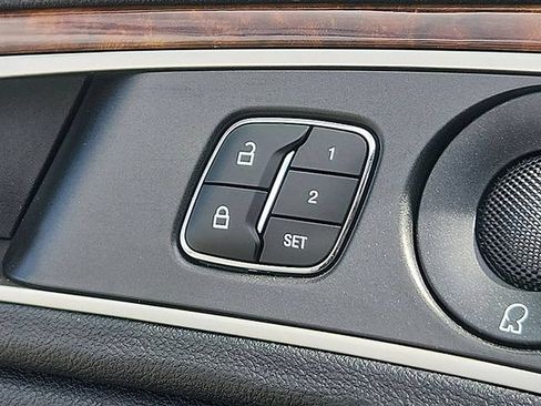 Used 2019 Lincoln MKZ Reserve w/ Reserve Plus Package AWD/4WD image 24