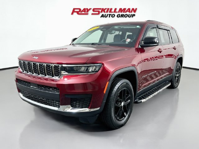 Used 2023 Jeep Grand Cherokee L Laredo w/ Luxury Tech Group I AWD/4WD image 3