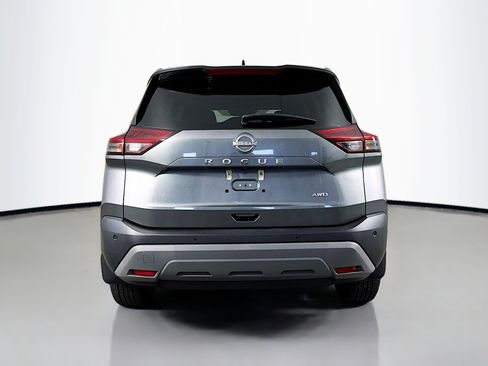 Used 2023 Nissan Rogue S AWD/4WD image 6