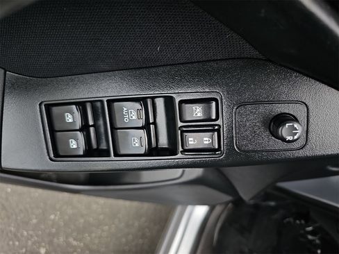 Used 2016 Subaru Forester 2.5i Premium image 27