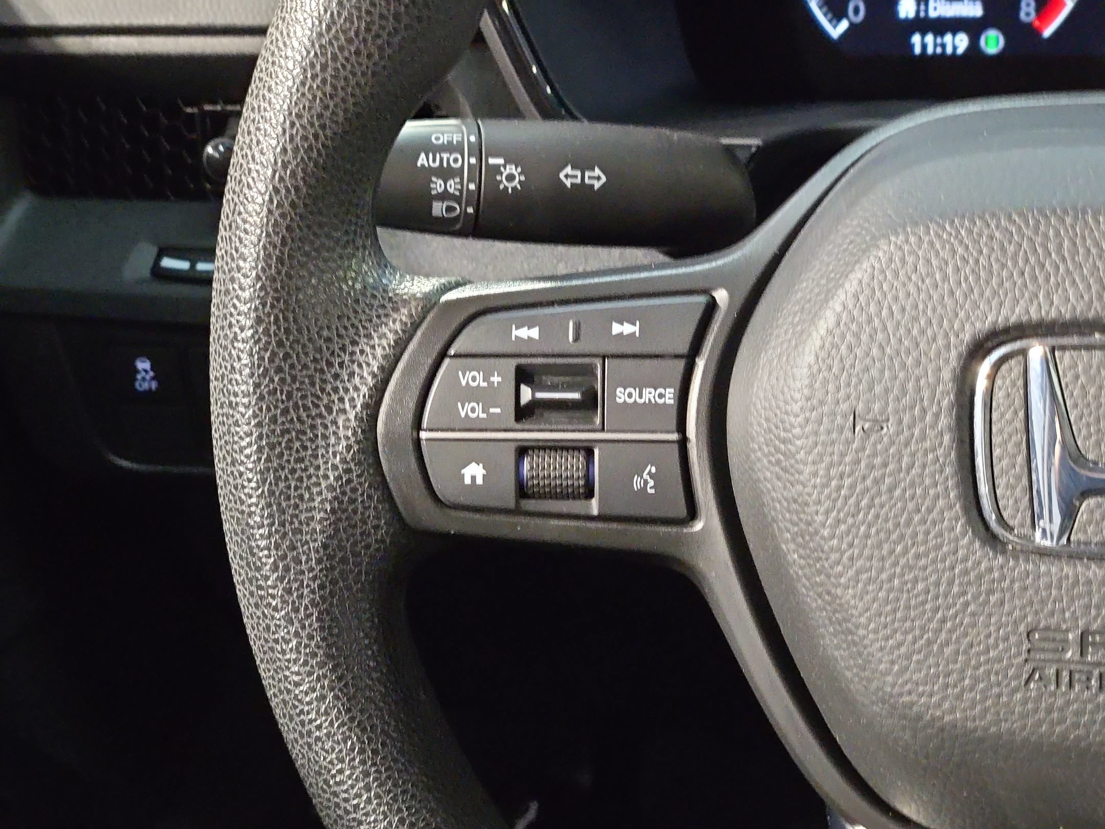 Used 2025 Honda CR-V EX image 28