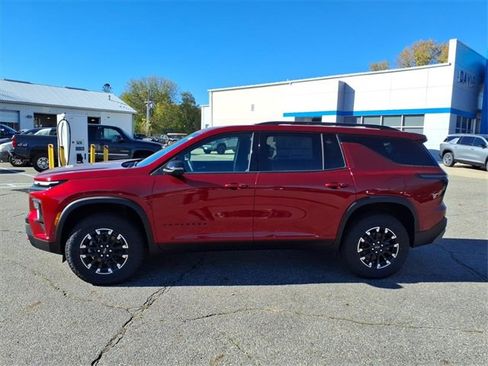 New 2026 Chevrolet Traverse Z71 w/ Enhanced Driving Package image 7