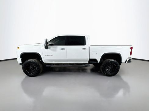 Used 2020 Chevrolet Silverado 3500 High Country w/ Z71 Off-Road Package AWD/4WD image 2