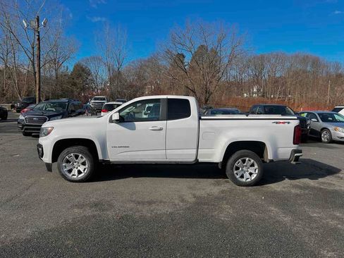 Used 2022 Chevrolet Colorado LT w/ Fleet Safety Package image 4