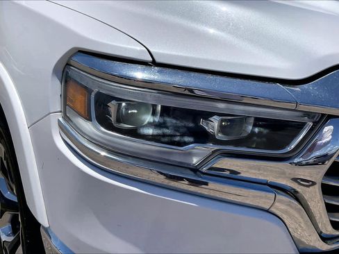 Used 2019 RAM 1500 Limited AWD/4WD image 28