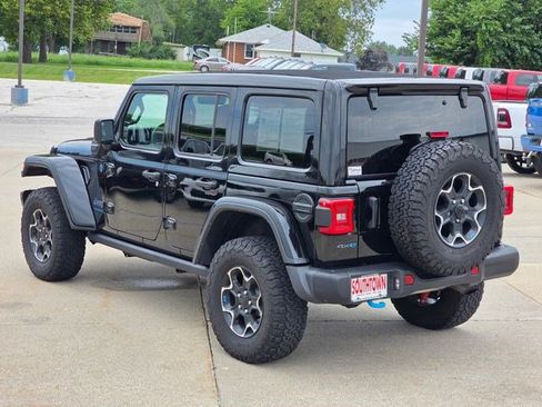 Used 2023 Jeep Wrangler Unlimited Rubicon 4xe w/ Steel Bumper Group AWD/4WD image 13