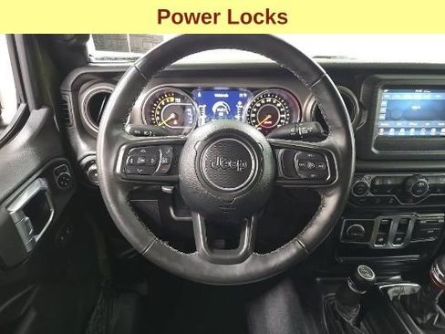Used 2022 Jeep Wrangler Sport AWD/4WD image 11