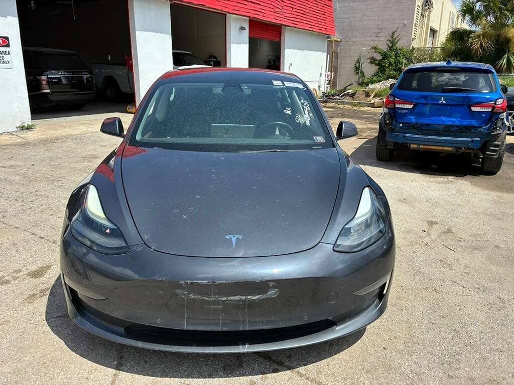 Used 2021 Tesla Model 3 Standard Range Plus RWD image 1