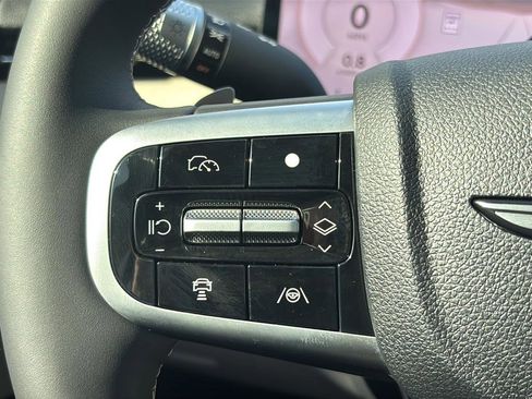 Used 2026 Genesis GV70 2.5T Select image 27