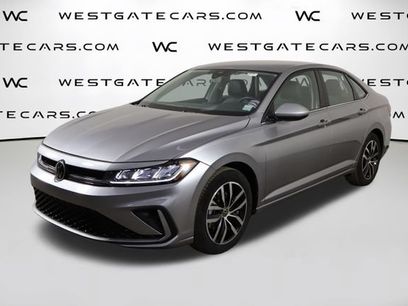 Used 2025 Volkswagen Jetta SE
