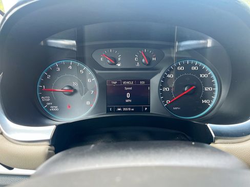 Used 2023 Chevrolet Traverse LS w/ Safety Package FWD image 12