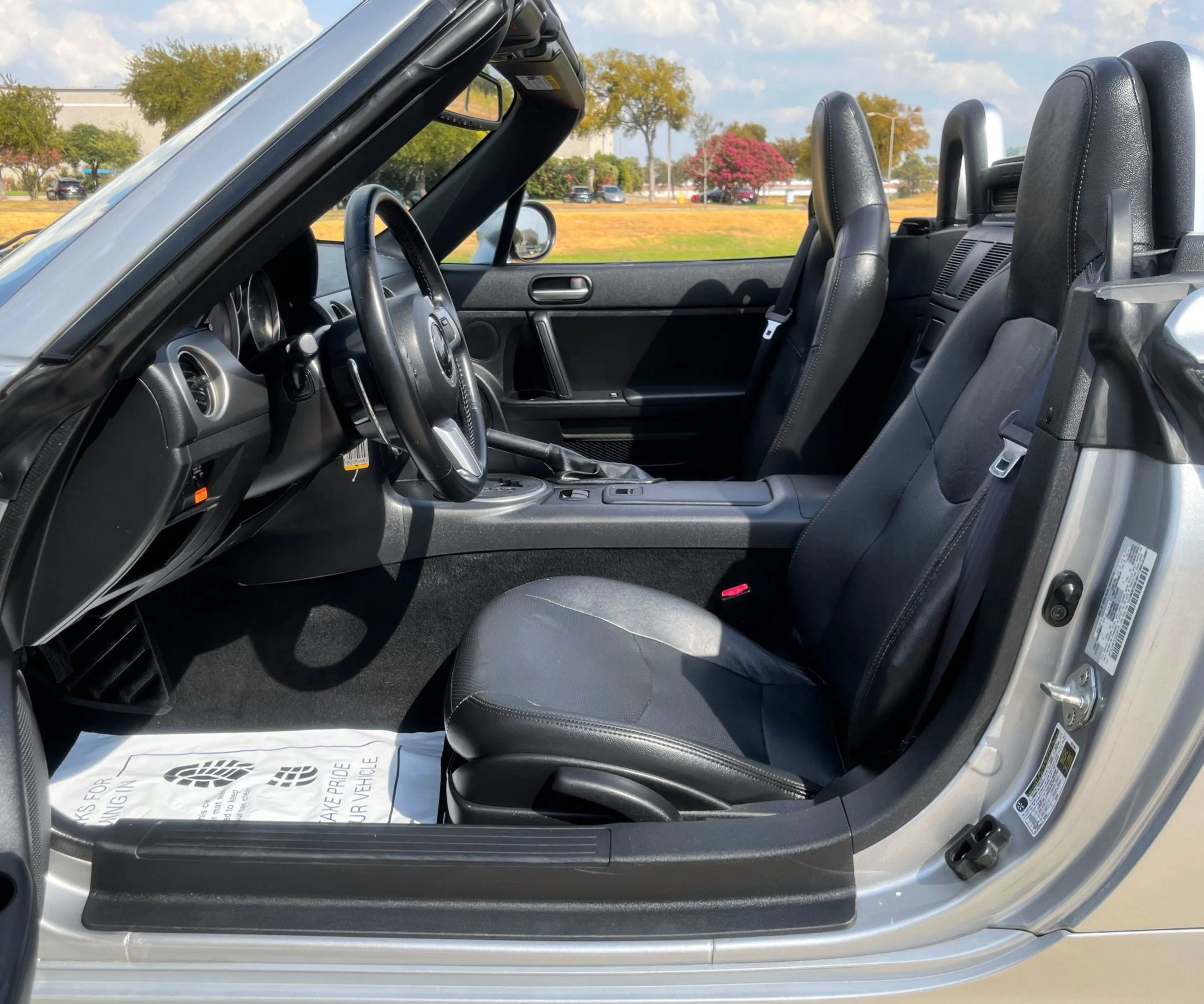 Used 2012 MAZDA MX-5 Miata Touring RWD image 24