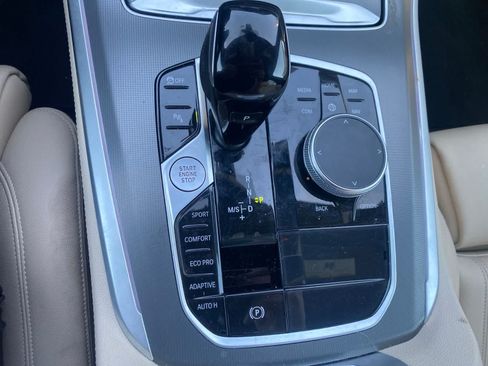 Used 2022 BMW X5 sDrive40i RWD image 16