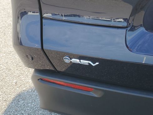 New 2026 Toyota bZ FWD image 7