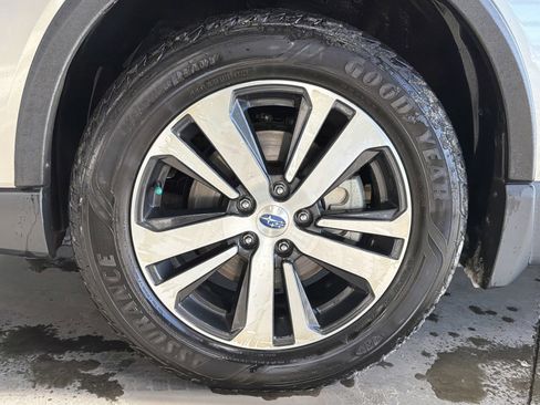 Used 2019 Subaru Outback 3.6R Limited w/ Protection Package #1 image 9