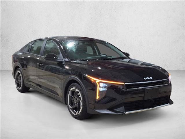 Used 2026 Kia K4 EX FWD image 3
