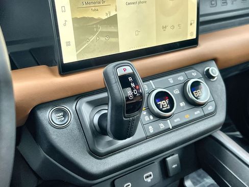 Used 2024 Land Rover Defender 130 X image 29