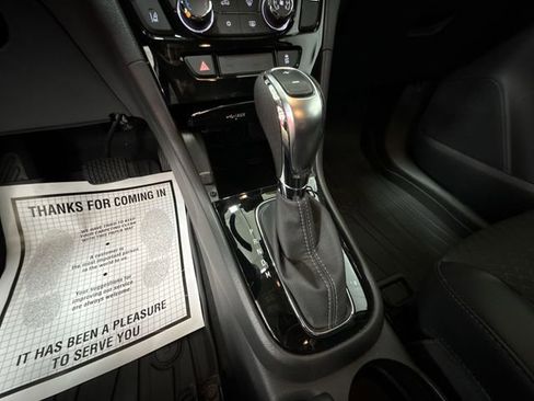 Used 2022 Buick Encore Preferred w/ Safety Package II image 46