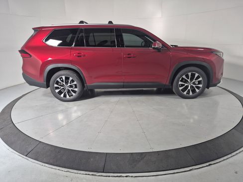 New 2026 Toyota Grand Highlander Hybrid MAX Limited image 5