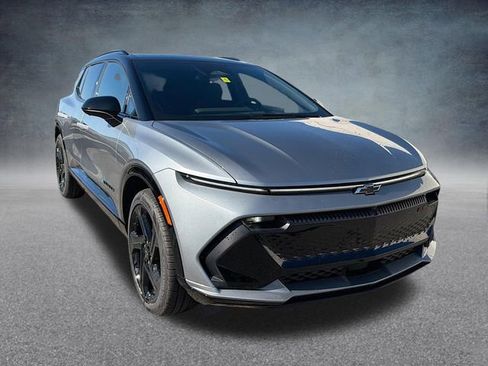 New 2026 Chevrolet Equinox EV RS FWD image 4