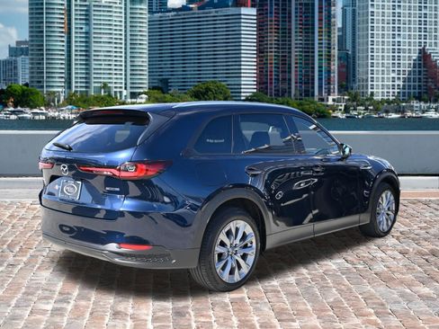 Used 2026 MAZDA CX-90 Plug-In Hybrid w/ Preferred AWD/4WD image 12
