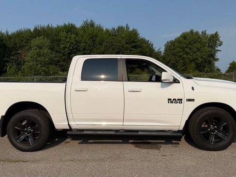 Used 2018 RAM 1500 Sport w/ Sport Premium Group AWD/4WD image 9