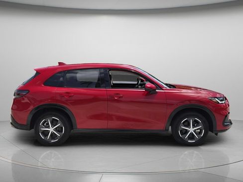 Used 2025 Honda HR-V EX-L image 3