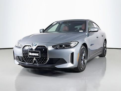 Certified 2023 BMW i4 eDrive35 w/ Premium Package RWD image 3