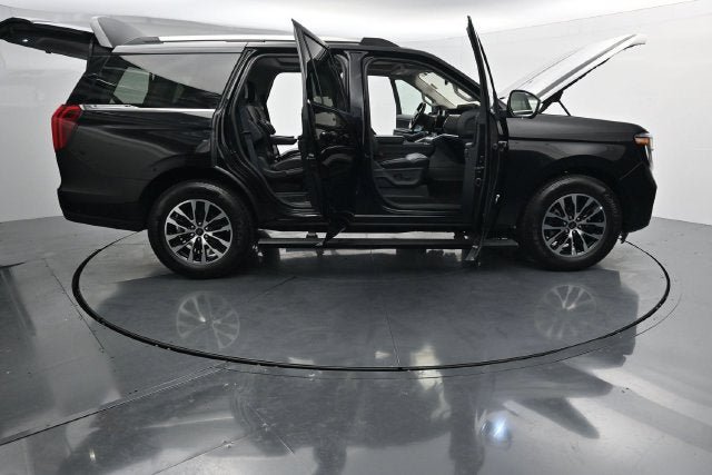 Used 2025 Ford Expedition Platinum AWD/4WD image 54