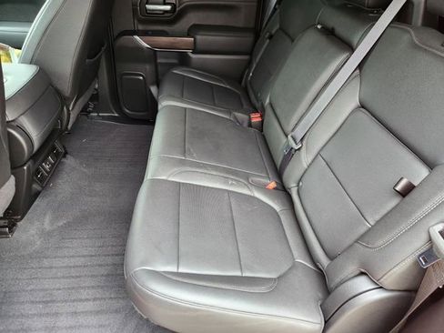 Used 2021 GMC Sierra 1500 SLT RWD image 30