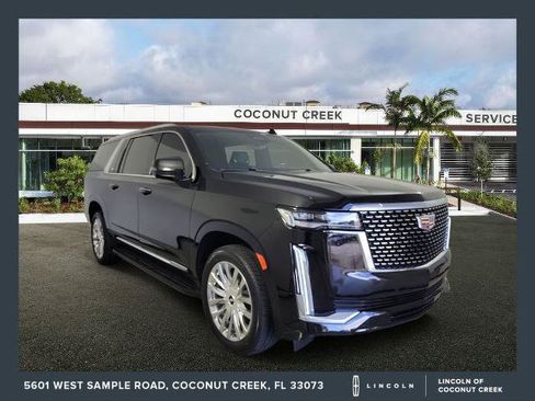 Used 2023 Cadillac Escalade ESV Premium Luxury AWD/4WD image 1