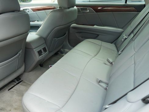 Used 2008 Toyota Avalon Limited FWD image 9