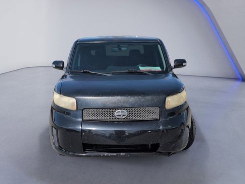 Used 2009 Scion xB FWD image 12